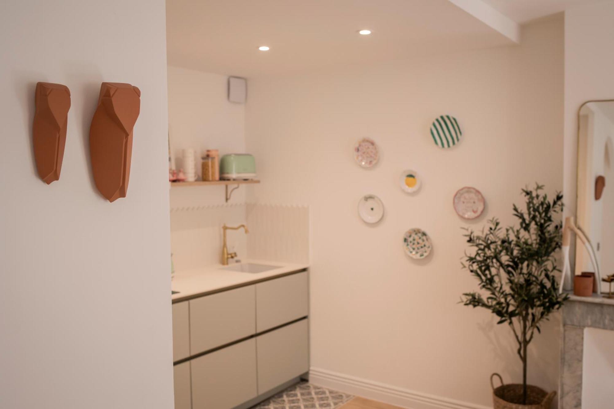 Appartement Coup De Coeur Centre Village Et Plage Climatise 3 Etoiles Terra Cigala Bandol Exterior photo