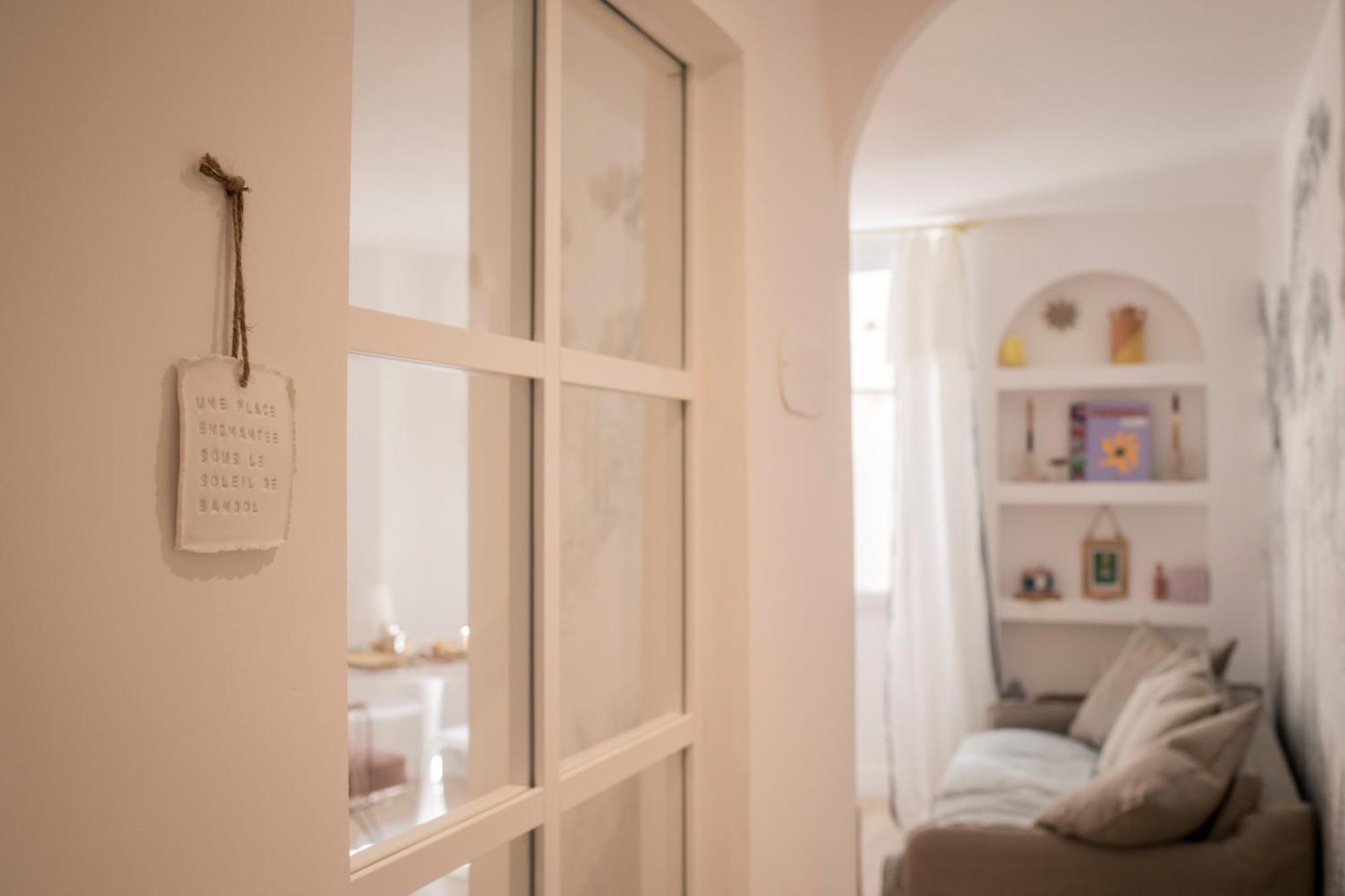 Appartement Coup De Coeur Centre Village Et Plage Climatise 3 Etoiles Terra Cigala Bandol Exterior photo